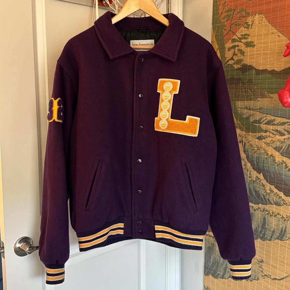 Vintage rare 90s nba los angeles lakers jacket